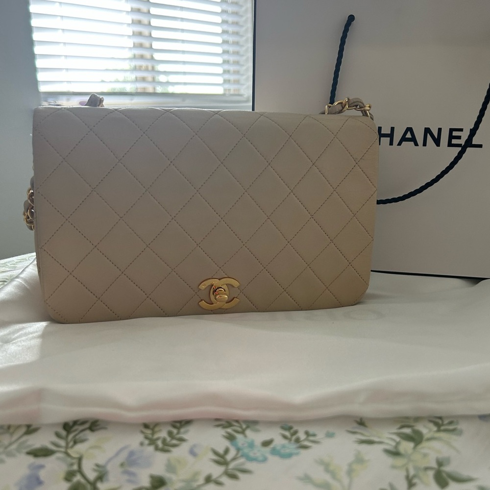 Authentic Repainted Chanel Single Flap Bag Price Firm